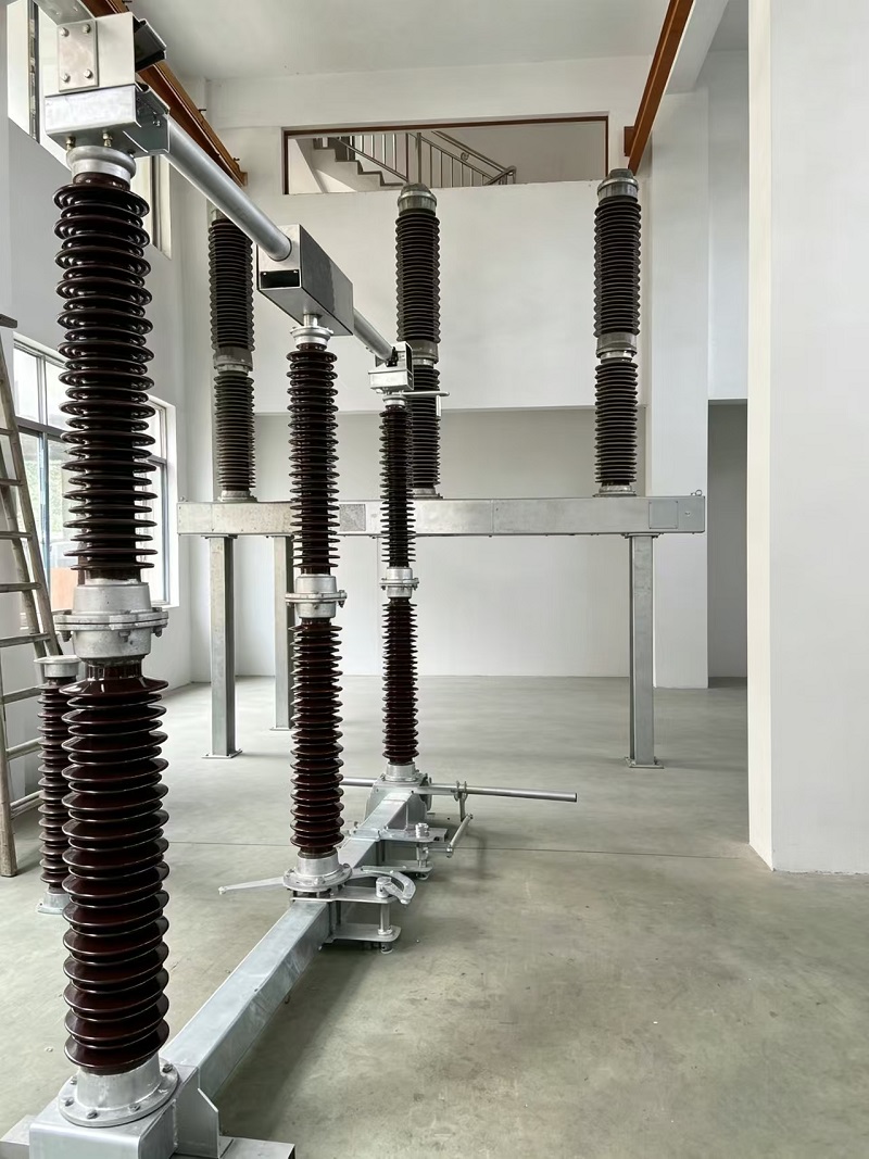 220kV Disconnect Switch for Outdoor High Voltage Substation Applications 220kV Disconnect Switch for Outdoor High Voltage Substation Applications